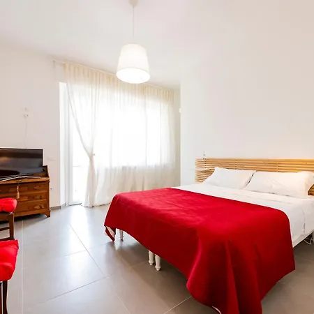 Casa Leda - Modern Near Seafront With Parking! דירה פסקרה