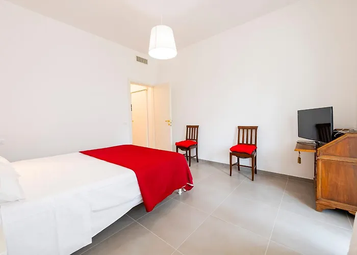 Casa Leda - Modern Near Seafront With Parking! Appartement